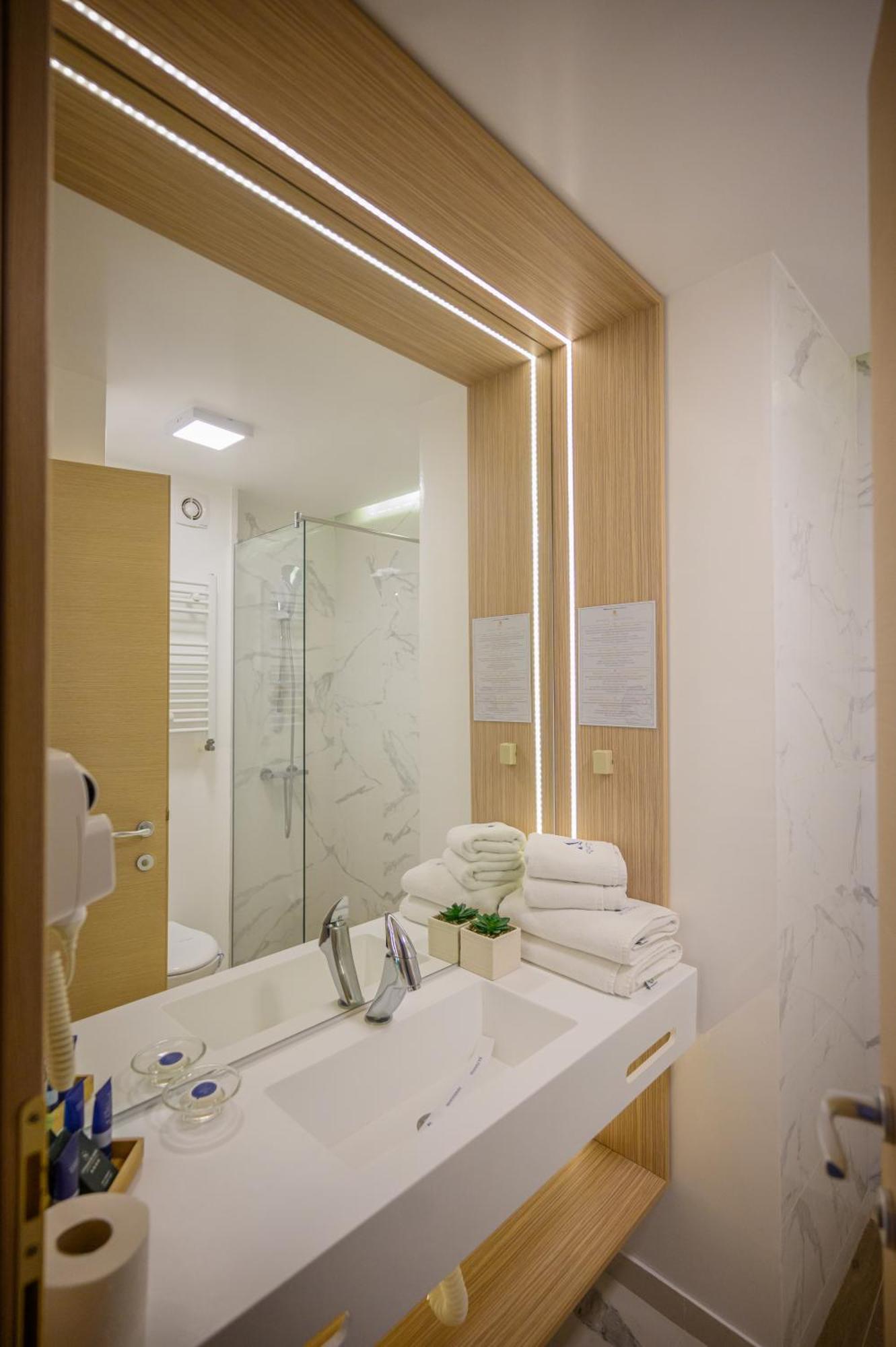 Aqvatonic - Steaua De Mare 4* Eforie Nord